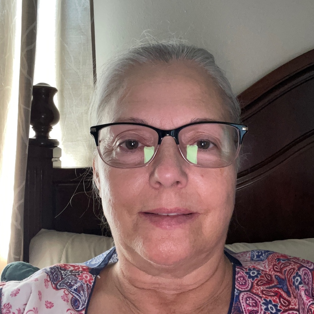 Meet your Posher, Valerie